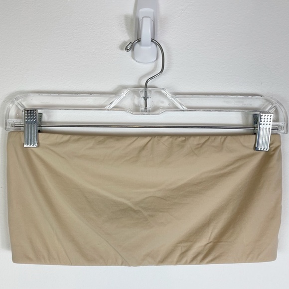 SKIMS NWT CREAM EVERYBODY BANDEAU BRA S - Picture 3 of 7